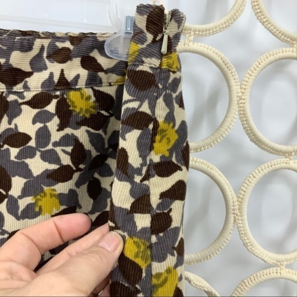 Boden corduroy leaf print skirt 16 - Picture 4 of 9
